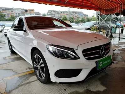 Mercedes-Benz C-Class 2017, 71400 км, за 12380.21 USD