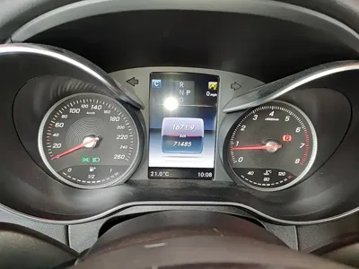 Mercedes-Benz C-Class 2017, 71400 км, за 12362.04 USD - фото 12