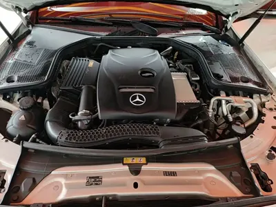 Mercedes-Benz C-Class 2017, 71400 км, за 12362.04 USD - фото 20