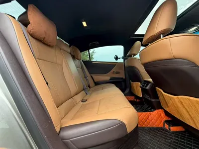 Lexus ES 2019, 70000 км, за 24719.94 USD - фото 6