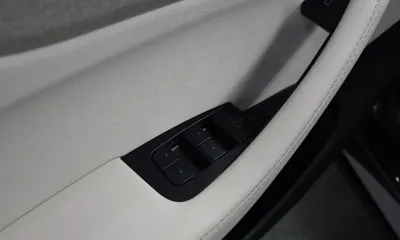 Tesla Model Y 2026, 53 км, за 50171.9 USD - фото 27