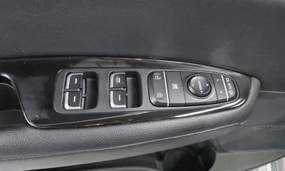 Kia K5 2018, 64540 км, за 10245.91 USD - фото 12