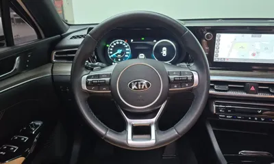 Kia K5 2021, 54970 км, за 15436.15 USD - фото 13