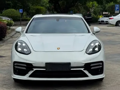 Porsche Panamera 2014, 130000 км, за 21838.75 USD
