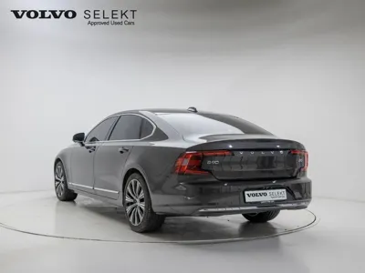 Volvo S90 2024, 25810 км, за 30393.12 USD