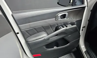 Kia Sorento 2022, 48419 км, за 19827.07 USD - фото 24