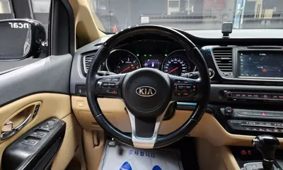 Kia Canival 2016, 154878 км, за 8060.79 USD - фото 14