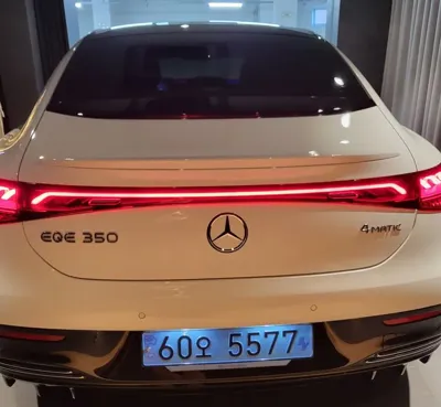 Mercedes-Benz EQE 2023, 25000 км, за 44951.16 USD