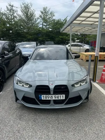 BMW M3 · 2022 год