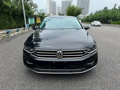 Volkswagen Magotan 2020, 75000 км, за 11757.93 USD