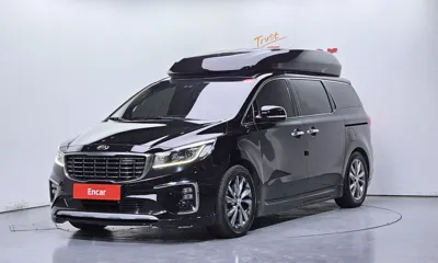 Kia Canival · 2019 год