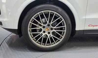 Porsche Cayenne 2023, 36339 км, за 71324.75 USD