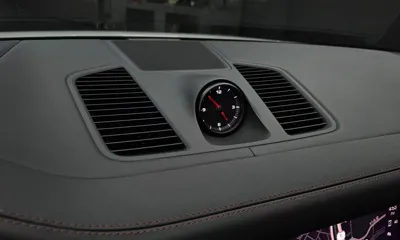 Porsche Cayenne 2023, 36339 км, за 71324.75 USD - фото 20