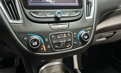 ChevroletGMDaewoo Malibu 2017, 102222 км, за 6240.14 USD - фото 15