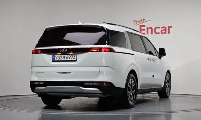 Kia Canival 2023, 66392 км, за 16345.02 USD
