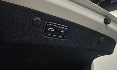 Hyundai Grandeur 2020, 90878 км, за 14301.5 USD - фото 20