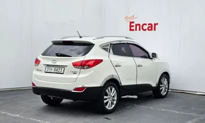 Hyundai Tucson 2012, 160720 км, за 3386.08 USD