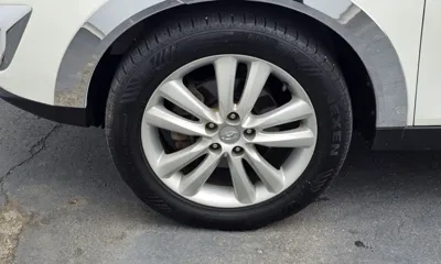 Hyundai Tucson 2012, 160720 км, за 3386.08 USD