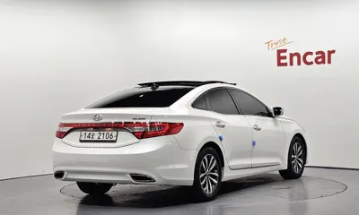 Hyundai Grandeur 2011, 134572 км, за 3305.13 USD