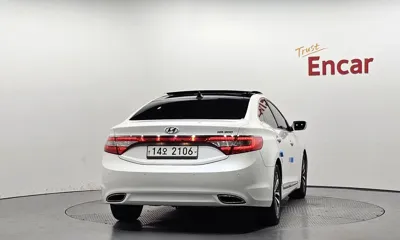 Hyundai Grandeur 2011, 134572 км, за 3305.13 USD