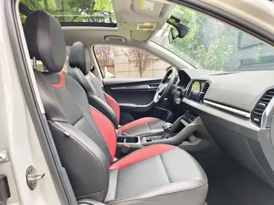 Skoda Karoq 2022, 58000 км, за 14018.12 USD - фото 8