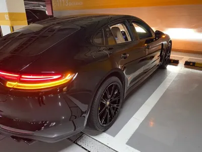 Porsche Panamera 2021, 60000 км, за 65642.64 USD