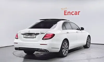 Mercedes-Benz E-Class 2019, 94262 км, за 20349.22 USD