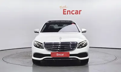 Mercedes-Benz E-Class 2019, 94262 км, за 20349.22 USD