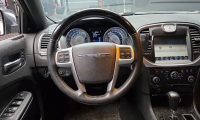 Chrysler 300C 2013, 98876 км, за 5153.62 USD - фото 13