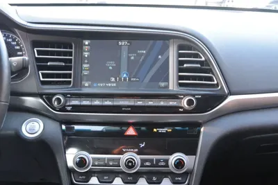 Hyundai Avante 2019, 111196 км, за 7035.83 USD - фото 7