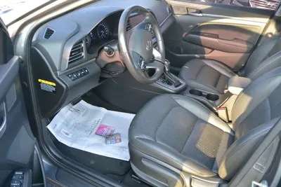 Hyundai Avante 2019, 111196 км, за 7035.83 USD - фото 10