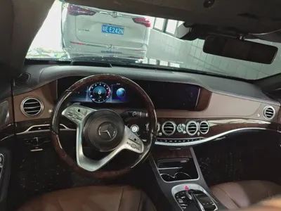 Mercedes-Benz S-Class 2018, 127000 км, за 42434.65 USD