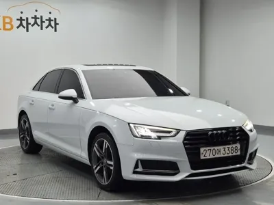 Audi A4 2019, 119059 км, за 10726.12 USD