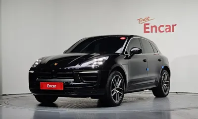 Porsche Macan · 2023 год