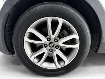 Hyundai Santafe 2014, 158941 км, за 5251.41 USD