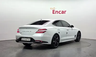 Genesis G70 2021, 151995 км, за 15747.67 USD
