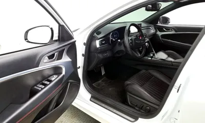 Genesis G70 2021, 151995 км, за 15747.67 USD - фото 10