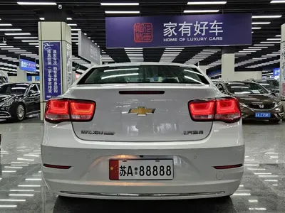 Chevrolet Malibu 2017, 86000 км, за 4721.89 USD