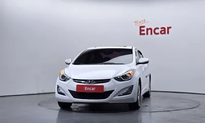 Hyundai Avante 2016, 86425 км, за 4427.95 USD