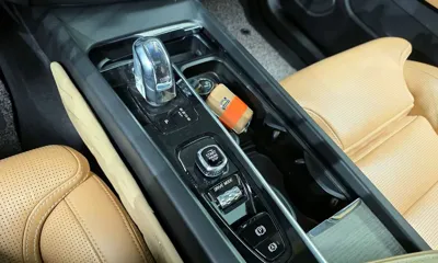 Volvo XC60 2019, 107587 км, за 26125.77 USD - фото 9