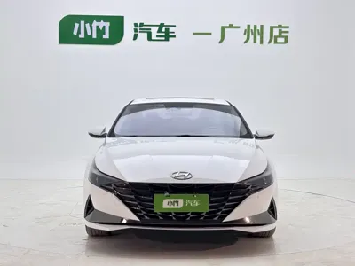 Hyundai Elantra 2022, 25000 км, за 12295.68 USD