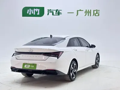 Hyundai Elantra 2022, 25000 км, за 12295.68 USD