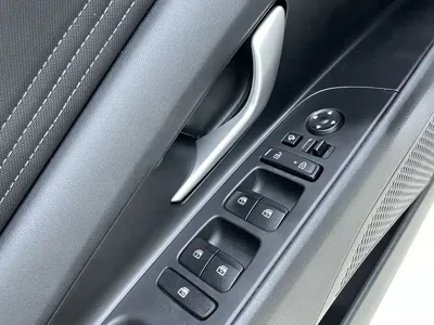 Hyundai Elantra 2022, 25000 км, за 12295.68 USD - фото 11
