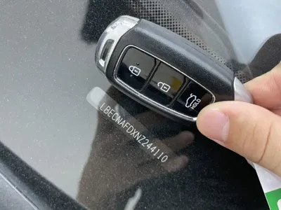 Hyundai Elantra 2022, 25000 км, за 12295.68 USD - фото 24
