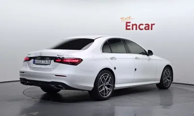 Mercedes-Benz E-Class 2023, 85906 км, за 26250.49 USD