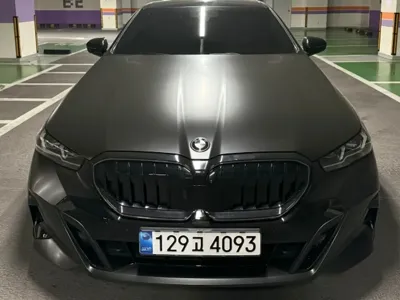 BMW 5-Series · 2025 год