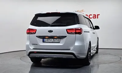 Kia Canival 2016, 189489 км, за 6446.57 USD