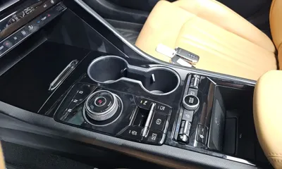 Kia K5 2023, 55909 км, за 13875.12 USD - фото 9