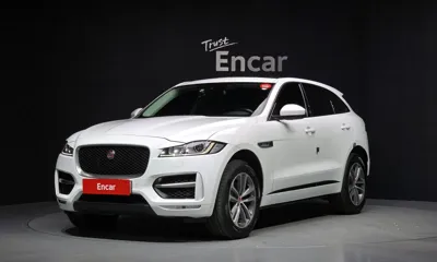 Jaguar F-Pace · 2017 год