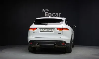 Jaguar F-Pace 2017, 52866 км, за 15032.17 USD